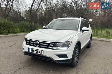 Внедорожник / Кроссовер Volkswagen Tiguan 2020 в Одессе