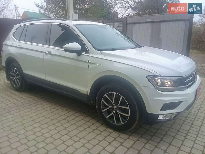 Внедорожник / Кроссовер Volkswagen Tiguan 2019 в Львове фото 7 Внедорожник / Кроссовер Volkswagen Tiguan 2019 в Львове