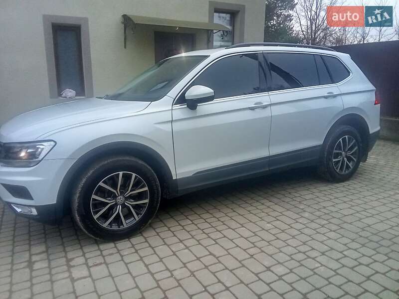 Внедорожник / Кроссовер Volkswagen Tiguan 2019 в Львове фото 16 Внедорожник / Кроссовер Volkswagen Tiguan 2019 в Львове