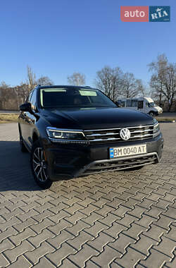Внедорожник / Кроссовер Volkswagen Tiguan 2020 в Сумах