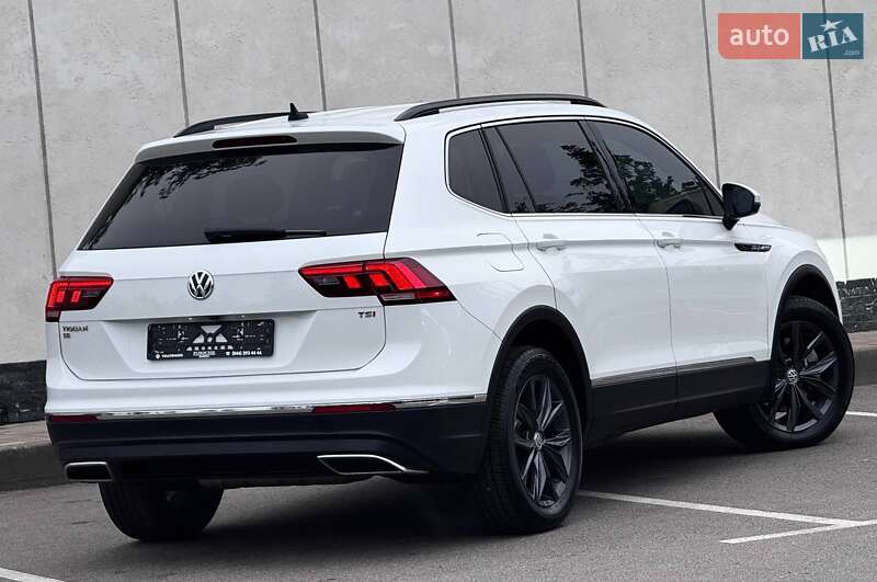 Внедорожник / Кроссовер Volkswagen Tiguan 2018 в Киеве фото 13 Внедорожник / Кроссовер Volkswagen Tiguan 2018 в Киеве