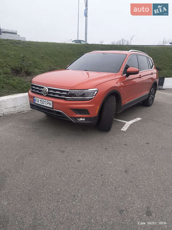 Внедорожник / Кроссовер Volkswagen Tiguan 2018 в Вышгороде