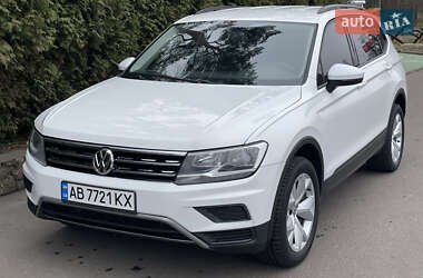 Позашляховик / Кросовер Volkswagen Tiguan 2017 в Києві