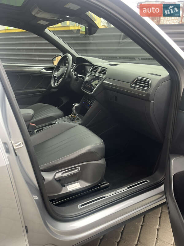 Внедорожник / Кроссовер Volkswagen Tiguan 2022 в Днепре