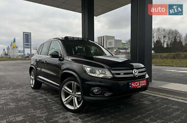 Внедорожник / Кроссовер Volkswagen Tiguan 2015 в Львове