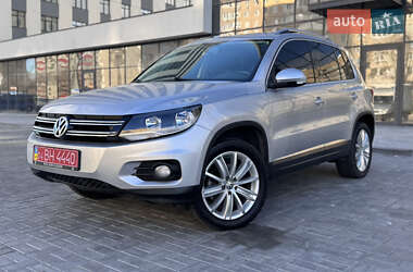 Позашляховик / Кросовер Volkswagen Tiguan 2014 в Дніпрі