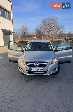 Внедорожник / Кроссовер Volkswagen Tiguan 2011 в Бориславе