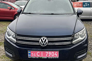 Внедорожник / Кроссовер Volkswagen Tiguan 2015 в Черновцах