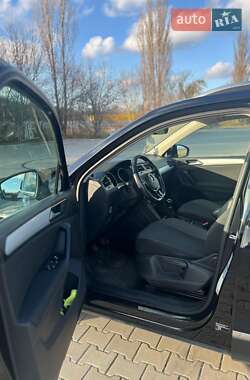Внедорожник / Кроссовер Volkswagen Tiguan 2017 в Тернополе
