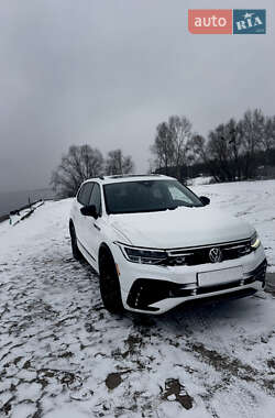 Позашляховик / Кросовер Volkswagen Tiguan 2022 в Києві