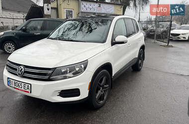 Внедорожник / Кроссовер Volkswagen Tiguan 2013 в Полтаве