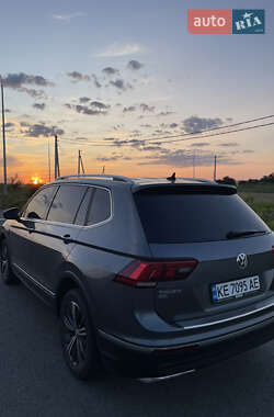 Внедорожник / Кроссовер Volkswagen Tiguan 2017 в Кривом Роге