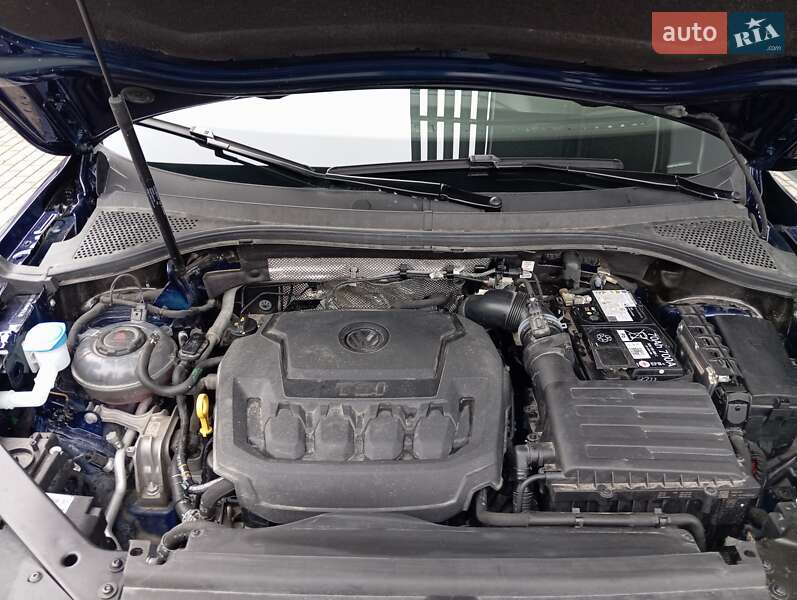 Внедорожник / Кроссовер Volkswagen Tiguan 2023 в Киеве