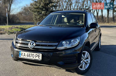 Внедорожник / Кроссовер Volkswagen Tiguan 2015 в Киеве