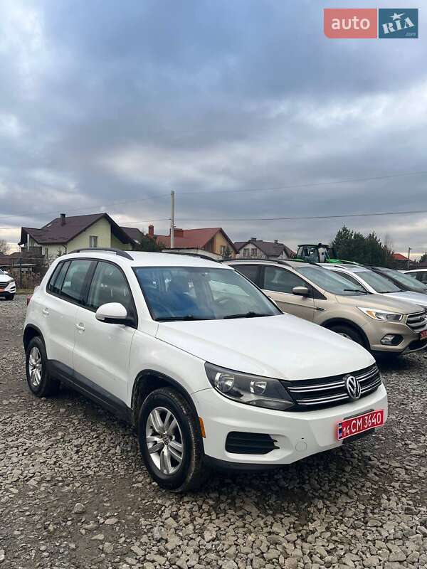 Позашляховик / Кросовер Volkswagen Tiguan 2015 в Львові