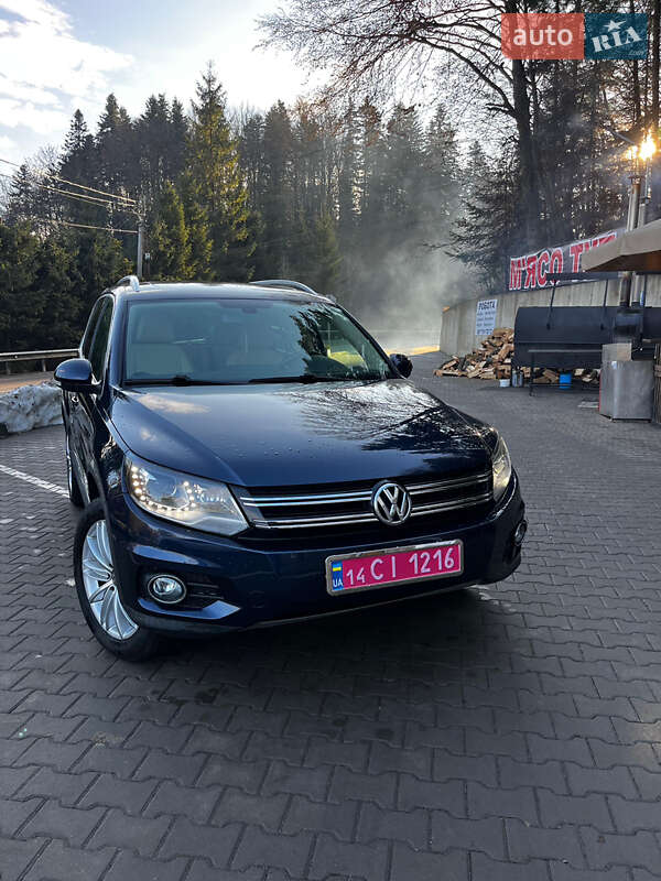 Внедорожник / Кроссовер Volkswagen Tiguan 2015 в Бориславе