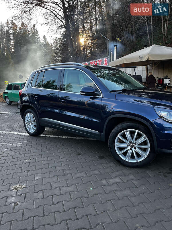 Внедорожник / Кроссовер Volkswagen Tiguan 2015 в Бориславе