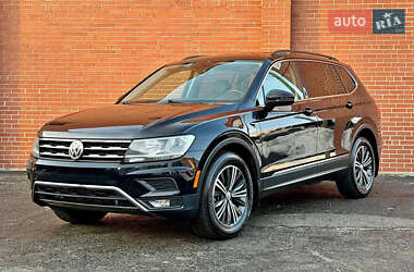 Внедорожник / Кроссовер Volkswagen Tiguan 2018 в Ивано-Франковске