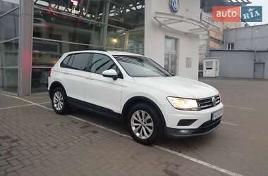 Внедорожник / Кроссовер Volkswagen Tiguan 2017 в Киеве