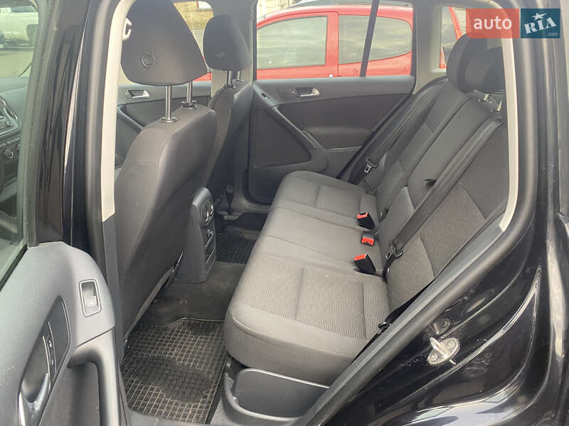 Внедорожник / Кроссовер Volkswagen Tiguan 2013 в Черкассах