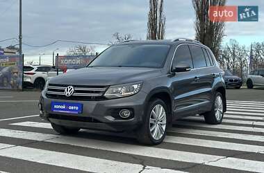 Внедорожник / Кроссовер Volkswagen Tiguan 2016 в Одессе