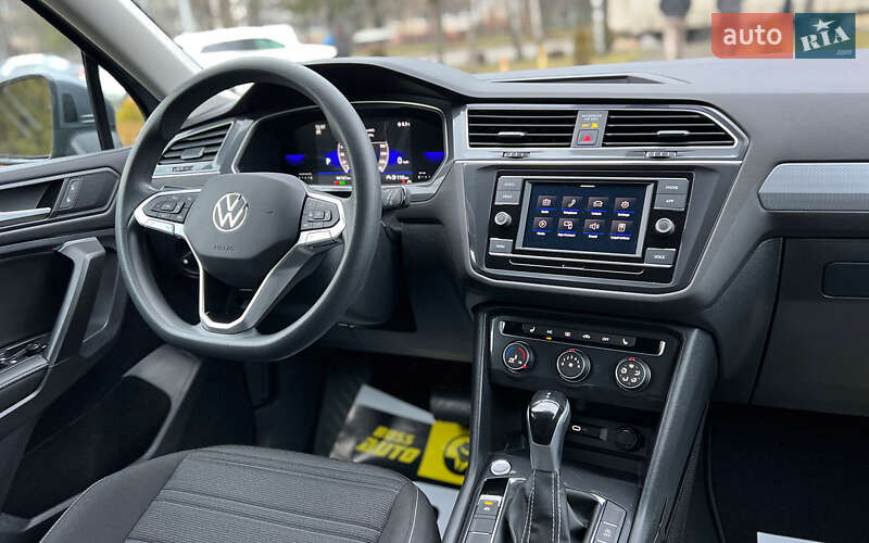 Внедорожник / Кроссовер Volkswagen Tiguan 2023 в Львове