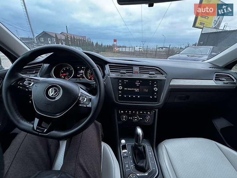 Внедорожник / Кроссовер Volkswagen Tiguan 2018 в Луцке