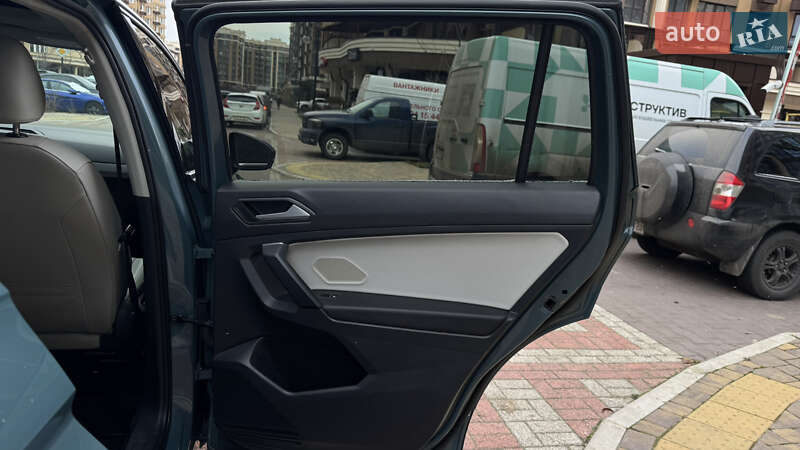 Позашляховик / Кросовер Volkswagen Tiguan 2019 в Києві фото 42 Позашляховик / Кросовер Volkswagen Tiguan 2019 в Києві