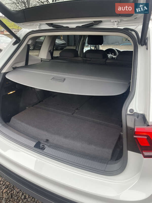 Внедорожник / Кроссовер Volkswagen Tiguan 2018 в Коростене