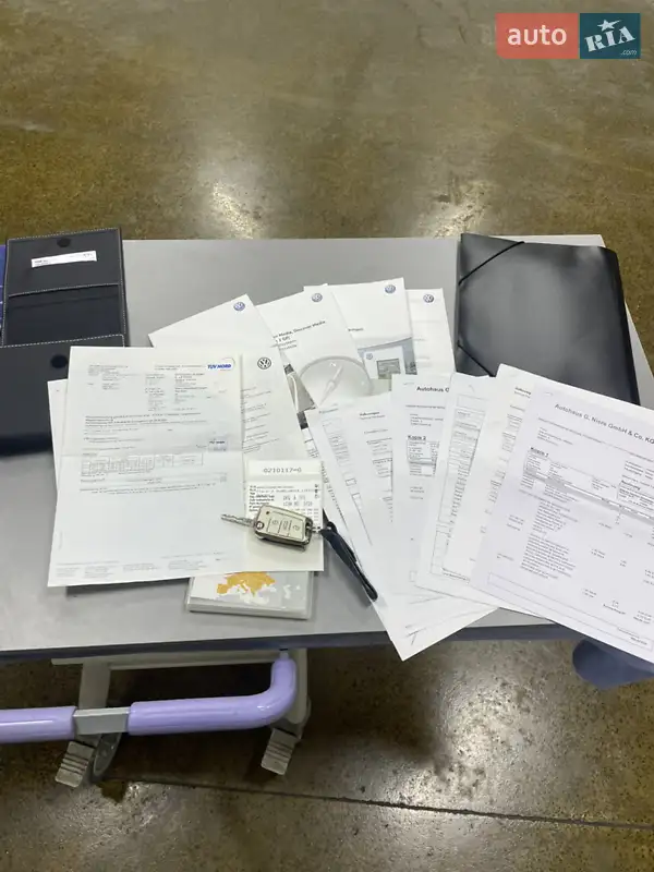 Внедорожник / Кроссовер Volkswagen Tiguan 2018 в Коростене документ