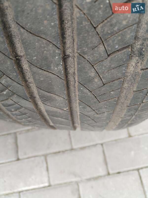 Внедорожник / Кроссовер Volkswagen Tiguan 2016 в Полтаве