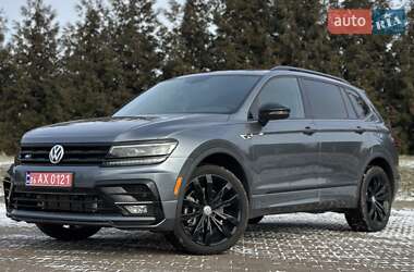 Внедорожник / Кроссовер Volkswagen Tiguan 2021 в Киеве