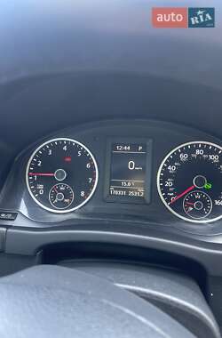 Внедорожник / Кроссовер Volkswagen Tiguan 2016 в Полонном