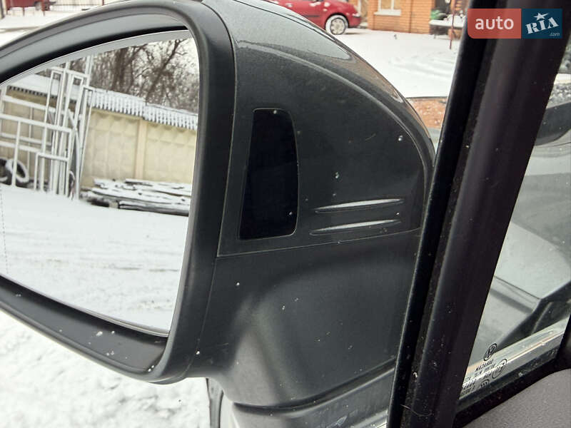 Внедорожник / Кроссовер Volkswagen Tiguan 2019 в Харькове