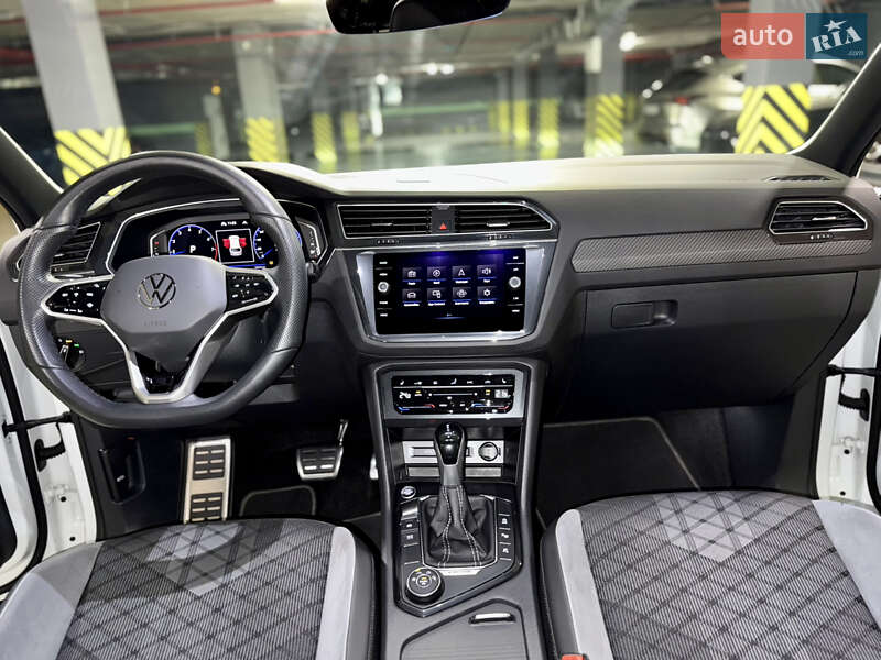 Внедорожник / Кроссовер Volkswagen Tiguan 2023 в Киеве