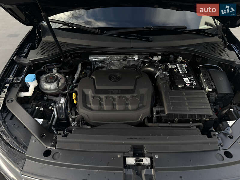 Внедорожник / Кроссовер Volkswagen Tiguan 2022 в Днепре
