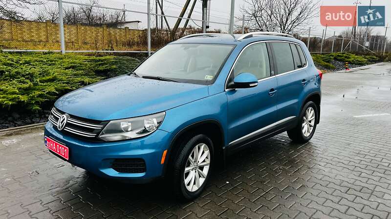 Внедорожник / Кроссовер Volkswagen Tiguan 2017 в Луцке