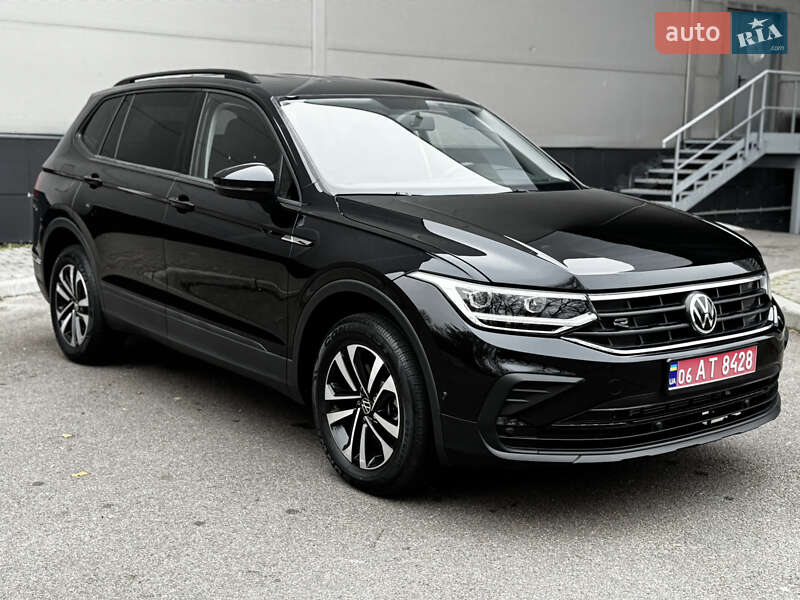 Внедорожник / Кроссовер Volkswagen Tiguan 2022 в Киеве фото 4 Внедорожник / Кроссовер Volkswagen Tiguan 2022 в Киеве