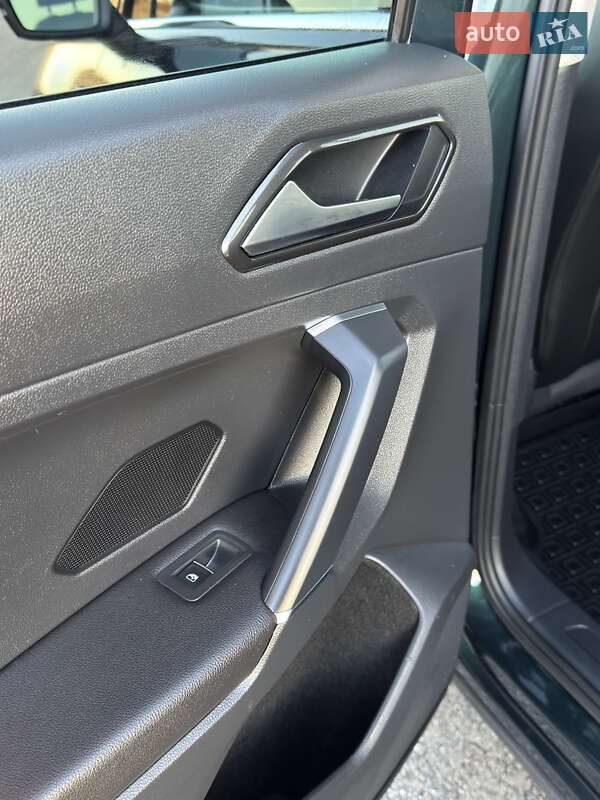 Внедорожник / Кроссовер Volkswagen Tiguan 2018 в Ковеле