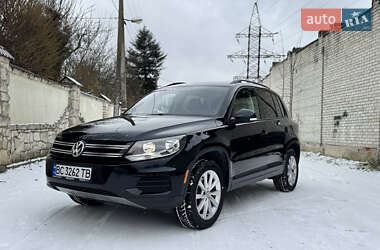 Внедорожник / Кроссовер Volkswagen Tiguan 2017 в Львове