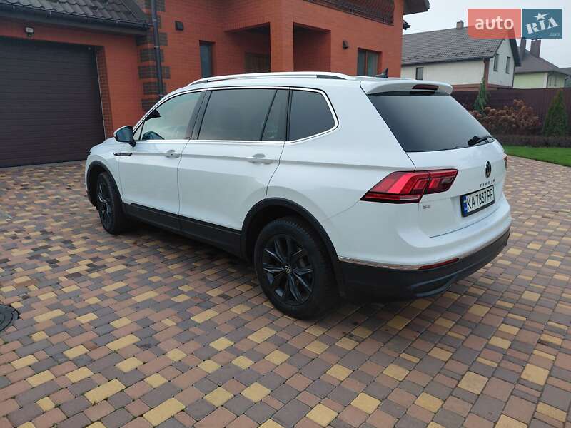 Позашляховик / Кросовер Volkswagen Tiguan 2024 в Києві