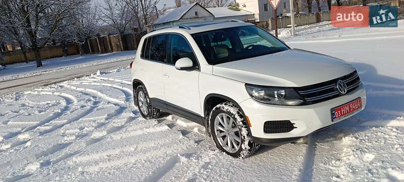 Внедорожник / Кроссовер Volkswagen Tiguan 2016 в Желтых Водах