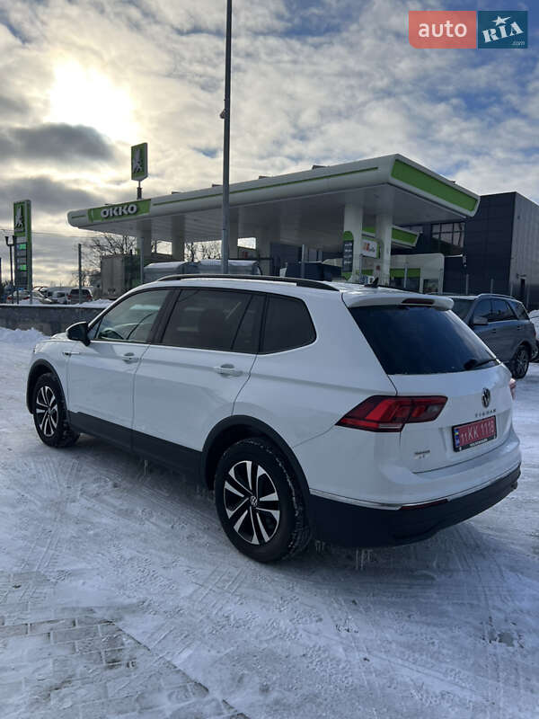 Внедорожник / Кроссовер Volkswagen Tiguan 2023 в Белой Церкви фото 10 Внедорожник / Кроссовер Volkswagen Tiguan 2023 в Белой Церкви