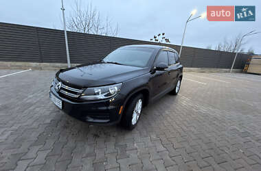 Внедорожник / Кроссовер Volkswagen Tiguan 2017 в Николаеве