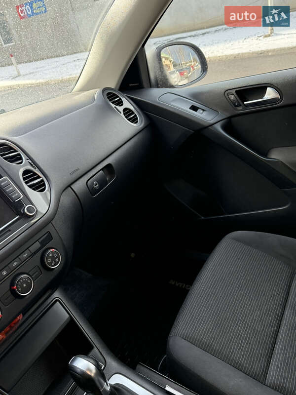 Внедорожник / Кроссовер Volkswagen Tiguan 2015 в Ужгороде фото 15 Внедорожник / Кроссовер Volkswagen Tiguan 2015 в Ужгороде