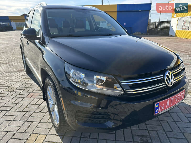 Внедорожник / Кроссовер Volkswagen Tiguan 2017 в Житомире