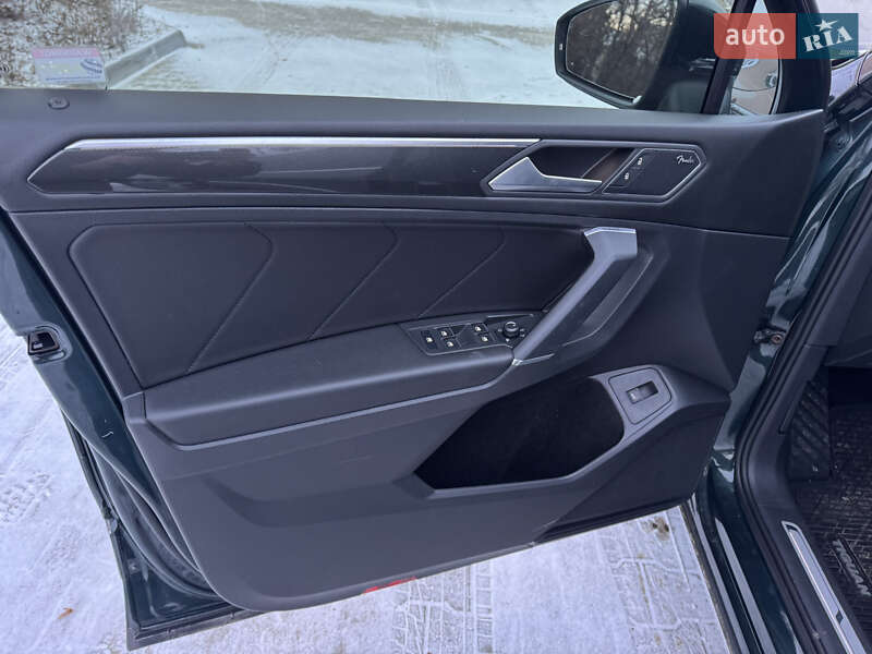Позашляховик / Кросовер Volkswagen Tiguan 2019 в Луцьку фото 23 Позашляховик / Кросовер Volkswagen Tiguan 2019 в Луцьку
