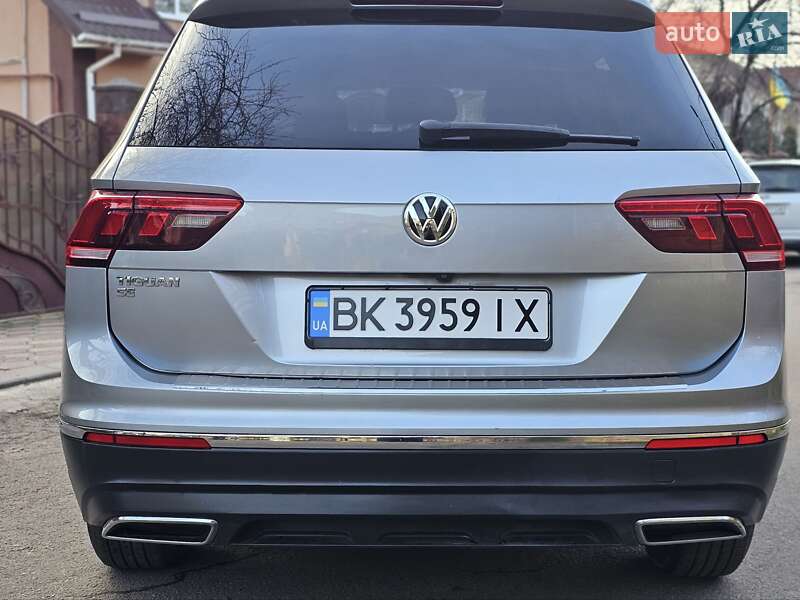 Внедорожник / Кроссовер Volkswagen Tiguan 2020 в Ровно
