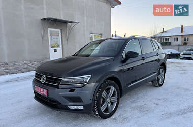 Внедорожник / Кроссовер Volkswagen Tiguan 2018 в Луцке