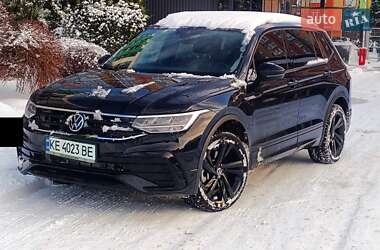 Позашляховик / Кросовер Volkswagen Tiguan 2022 в Дніпрі